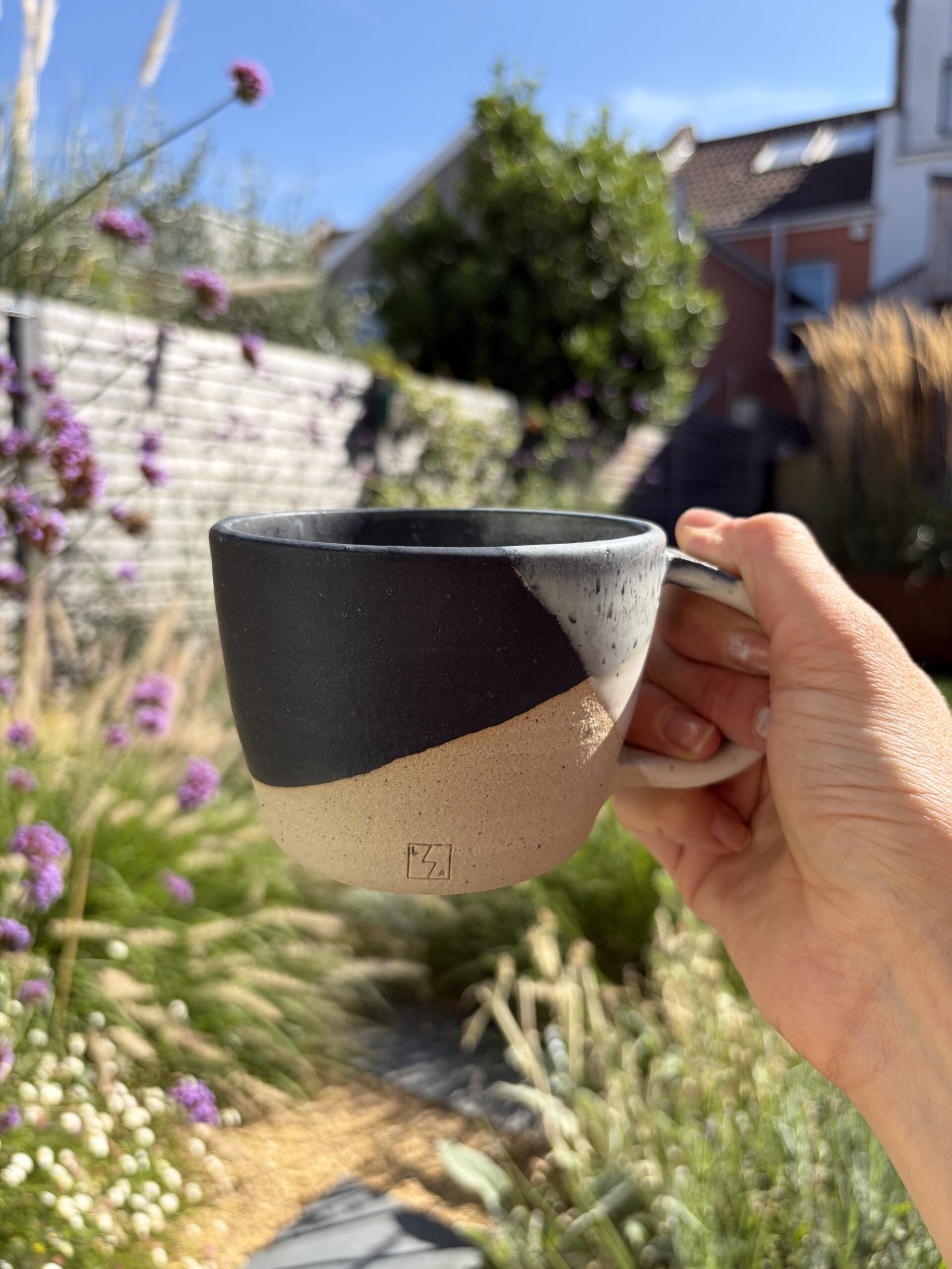 Lucy Antoniou Pottery / Mike Lee-Graham Illustration